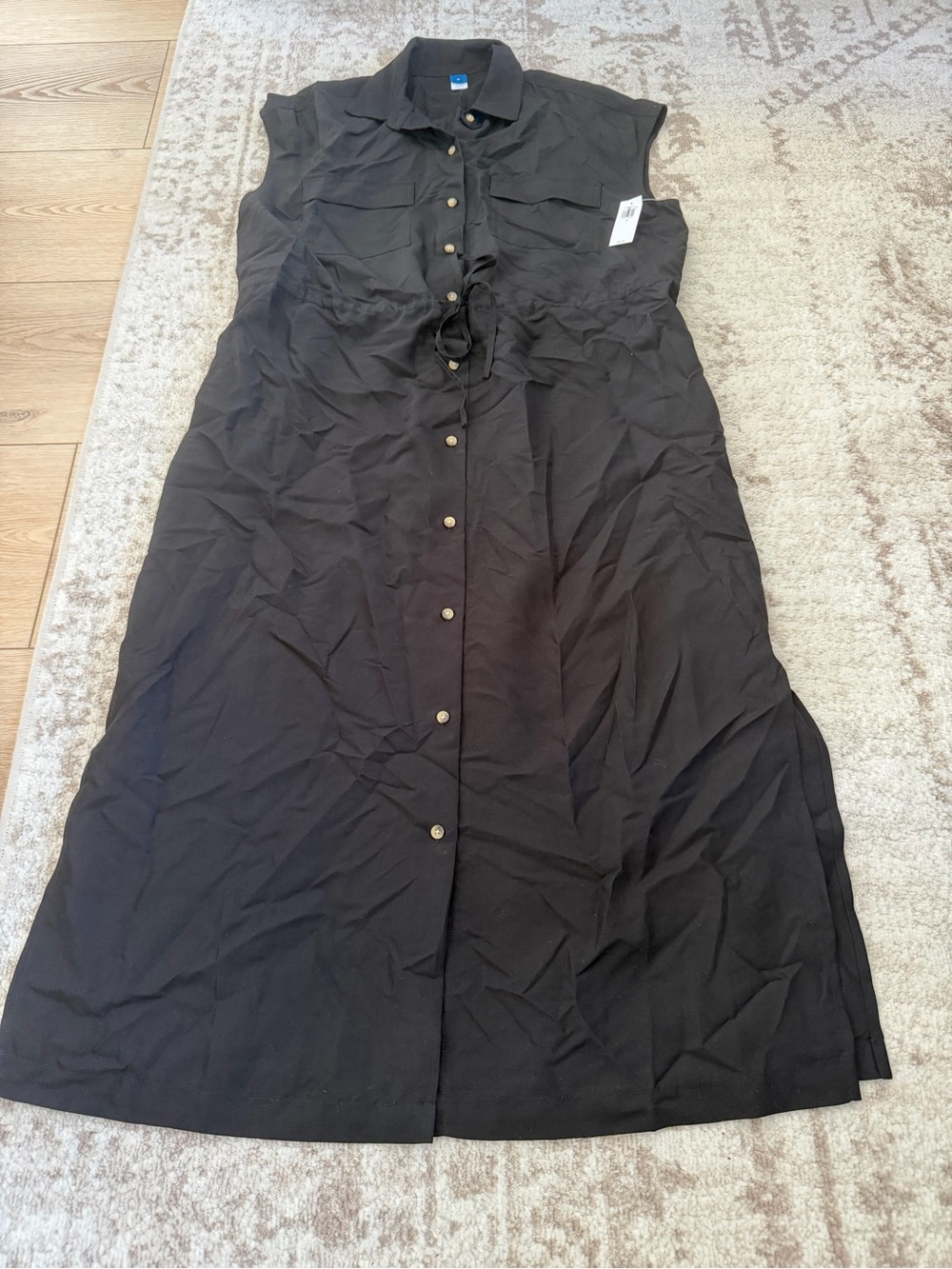 Women’s Old Navy Sleeveless Black Shirt Dress with Tie Waist